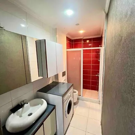 Sirinevler Bueyuek Appartement *